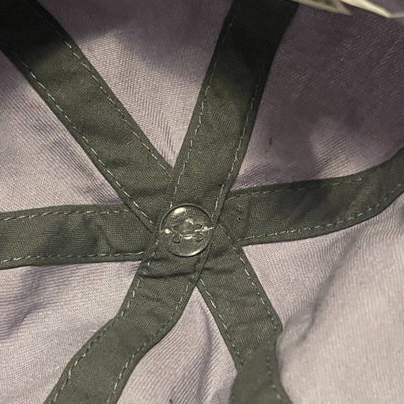 Under Armour Rainbow Embroidered Cap With Adjustable‎ Strap - Picture 14 of 16